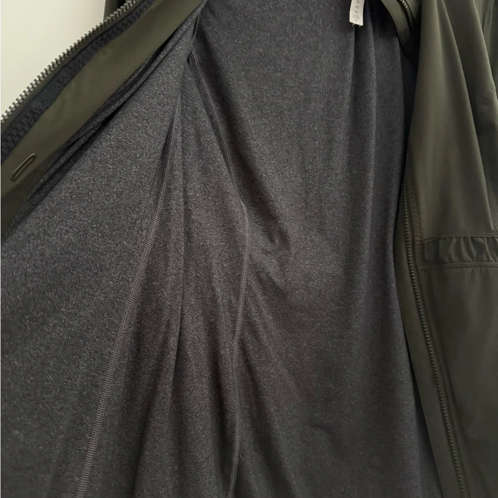 Lululemon Round Trip Jacket, Dark Olive, Woman’s Size 10 - Picture 6 of 7